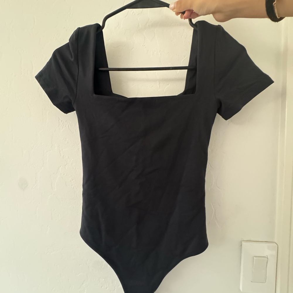 Aritzia Original Contour Squareneck Body Suit